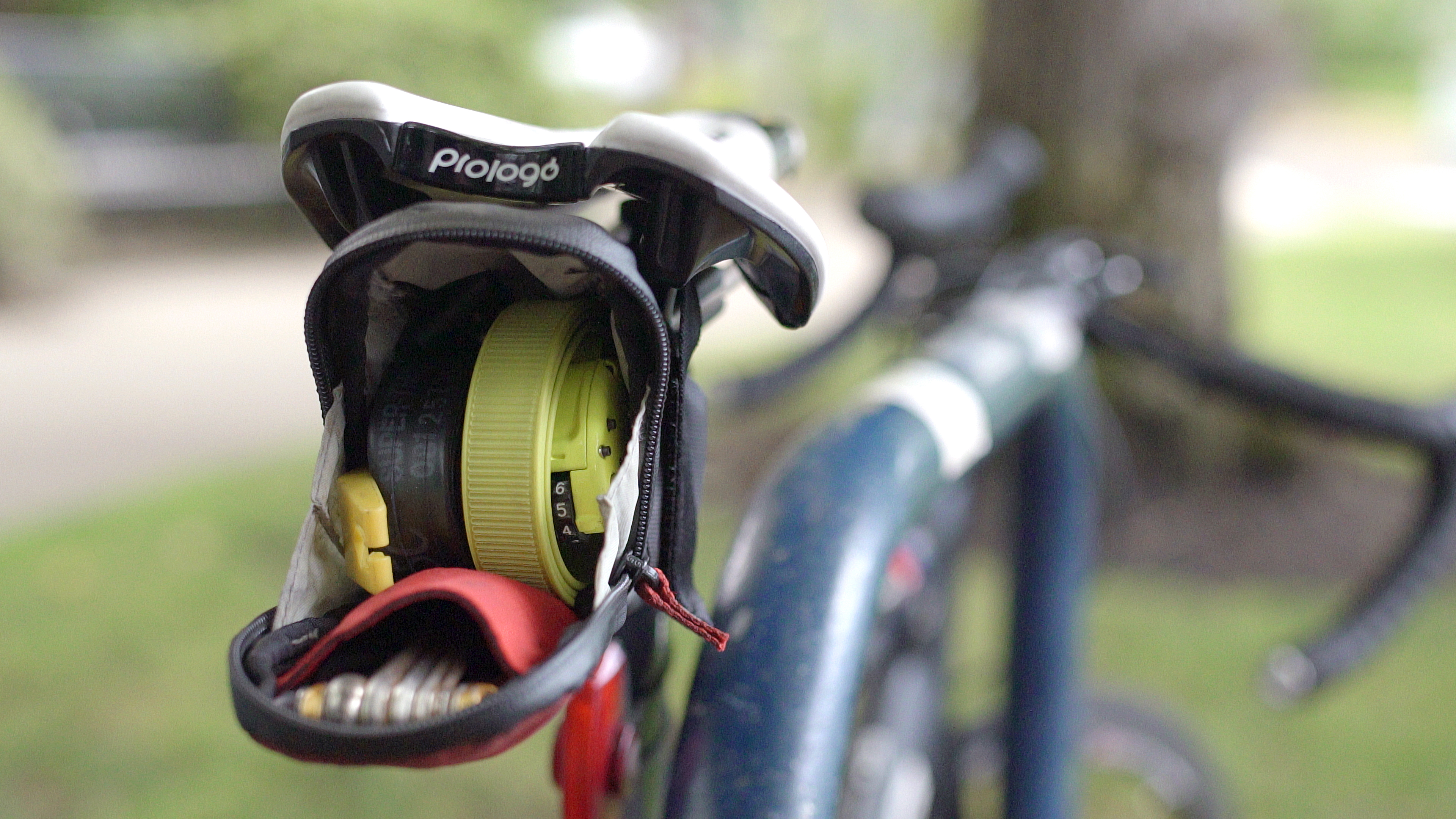 OTTOLOCK】の取扱い開始します。VOLTRO 200 自転車用ライト ブラック。 - 株式会社 フカヤBLOG